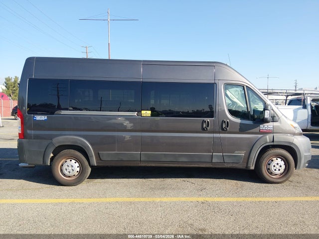 44510739 :رقم المزاد ، 3C6TRVPG4KE544053 vin ، 2019 Ram Promaster 2500 Window Van High Roof 159 Wb مزاد بيع