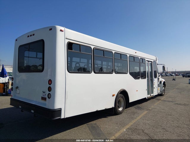 Ic Corporation 3000 Hc 2017 5WEASC8N0HH474914 Image 4