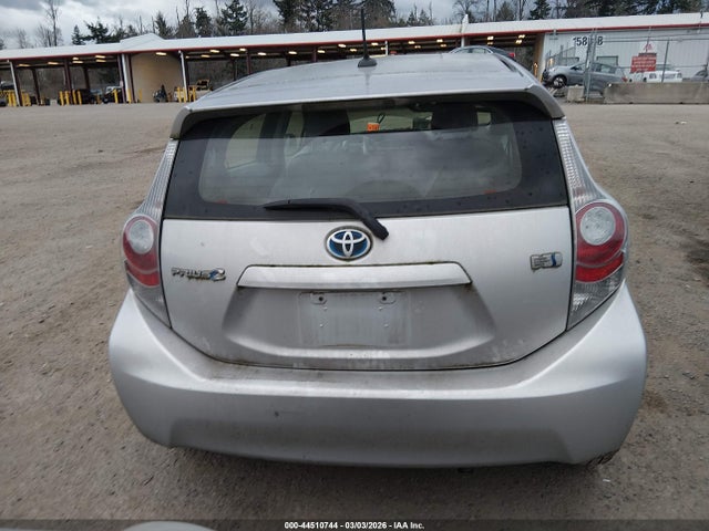 Toyota Prius C Four 2014 JTDKDTB39E1062827 Image 17