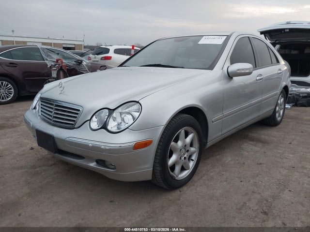 2003 Mercedes-benz C 240 მანქანა იყიდება აუქციონზე, vin: WDBRF61JX3F351952, აუქციონის ნომერი: 44510753
