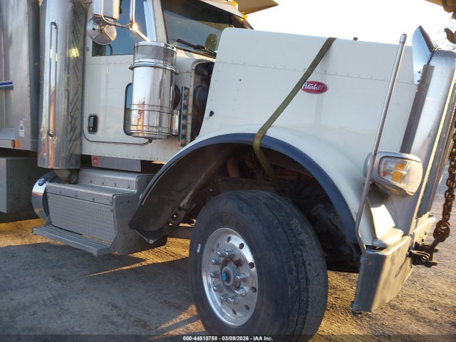 Продаж на аукціоні авто 2012 Peterbilt 388, vin: 1NPWX4EX6CD133807, номер лоту: 44510758