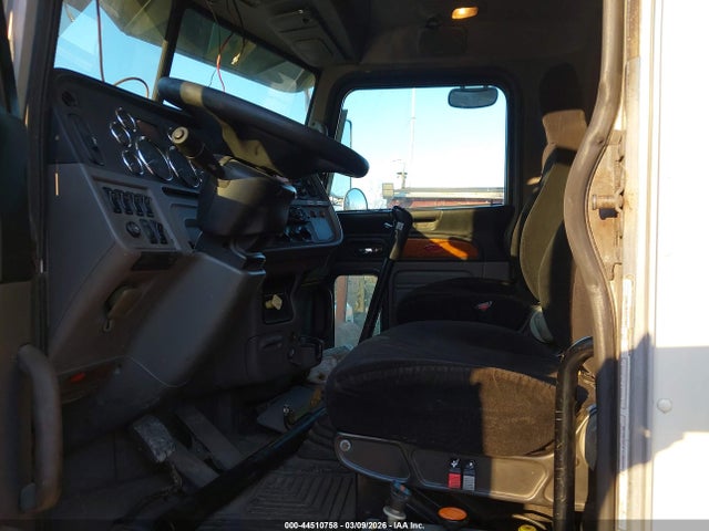 Продаж на аукціоні авто 2012 Peterbilt 388, vin: 1NPWX4EX6CD133807, номер лоту: 44510758