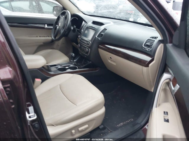5XYKUDA75EG475127 KIA Sorento Ex V6