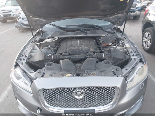 2012 JAGUAR XJ SAJWA2GB2CLV30436 Photo 9