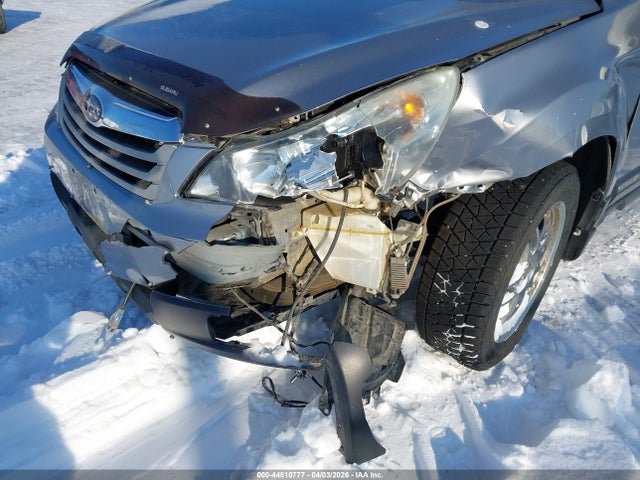 2010 Subaru Outback 2.5i Premium მანქანა იყიდება აუქციონზე, vin: 4S4BRBGC9A3342827, აუქციონის ნომერი: 44510777