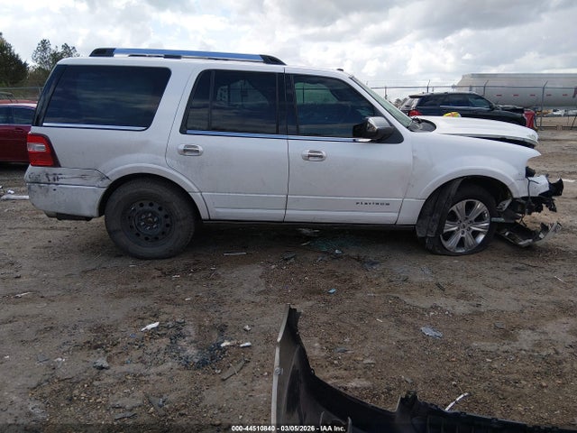 Продаж на аукціоні авто 2016 Ford Expedition Platinum, vin: 1FMJU1LT3GEF54419, номер лоту: 44510840