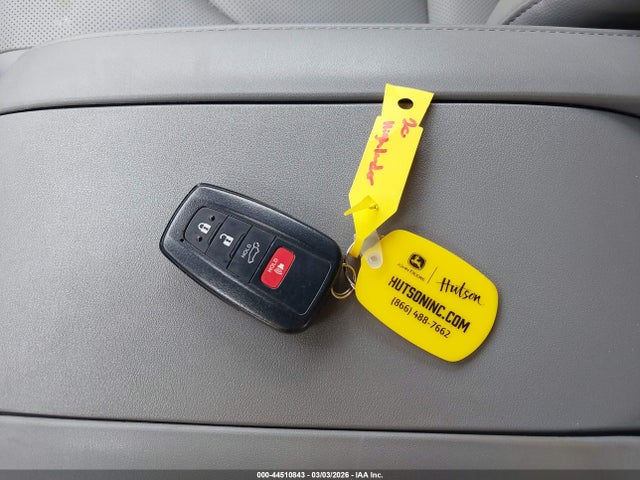 44510843 :رقم المزاد ، 5TDFZRAH4LS029270 vin ، 2020 Toyota Highlander Platinum مزاد بيع