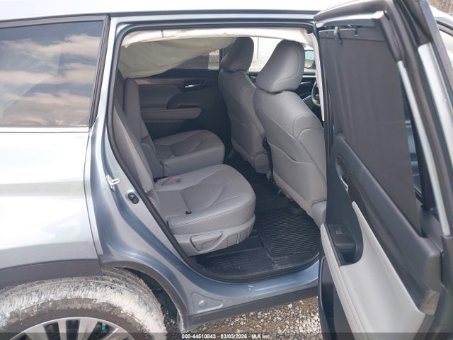 44510843 :رقم المزاد ، 5TDFZRAH4LS029270 vin ، 2020 Toyota Highlander Platinum مزاد بيع