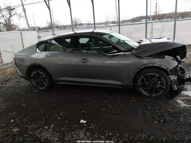 2025 Kia K4 Gt-line მანქანა იყიდება აუქციონზე, vin: 3KPFW4DE5SE175313, აუქციონის ნომერი: 44510900