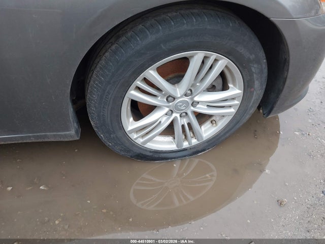44510901 :رقم المزاد ، JN1CV6AR8FM650603 vin ، 2015 Infiniti Q40 مزاد بيع
