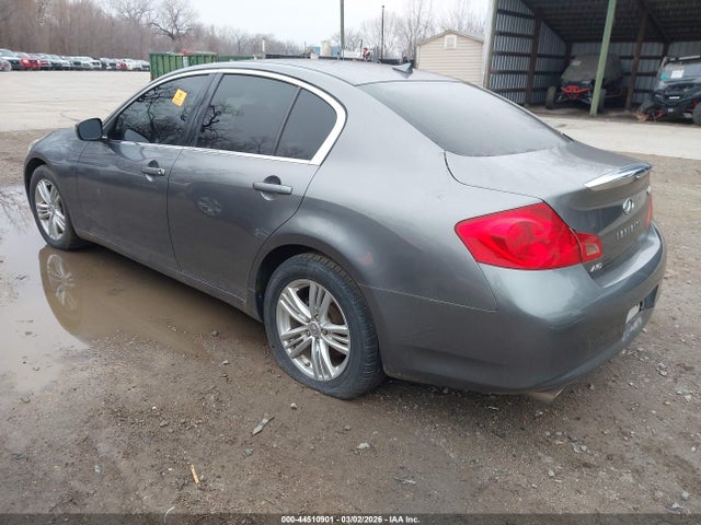 44510901 :رقم المزاد ، JN1CV6AR8FM650603 vin ، 2015 Infiniti Q40 مزاد بيع