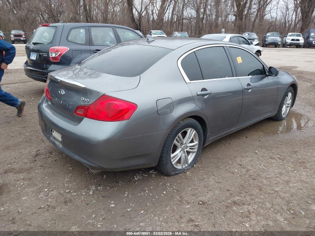 44510901 :رقم المزاد ، JN1CV6AR8FM650603 vin ، 2015 Infiniti Q40 مزاد بيع