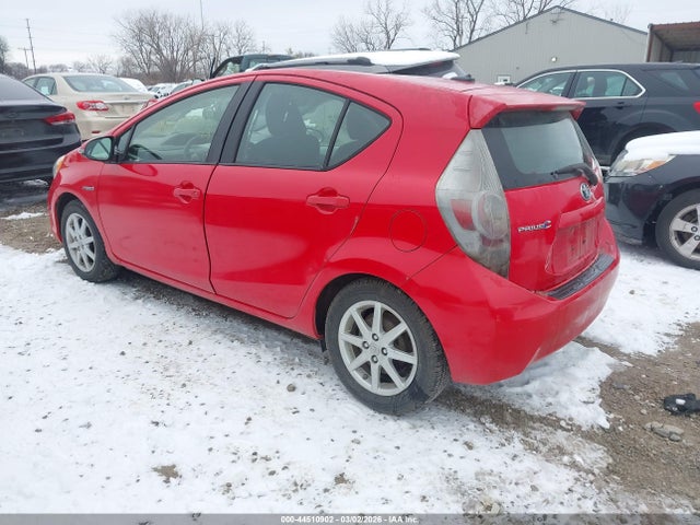 2012 TOYOTA PRIUS C JTDKDTB31C1502472 Photo 2