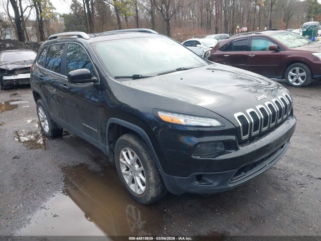 2017 Jeep Cherokee Latitude 4x4 მანქანა იყიდება აუქციონზე, vin: 1C4PJMCS2HD216162, აუქციონის ნომერი: 44510939