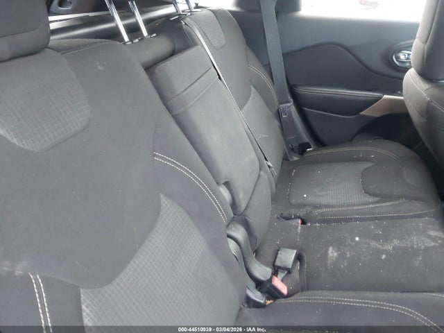Aukcja sprzedaży 2017 Jeep Cherokee Latitude 4x4, vin: 1C4PJMCS2HD216162, numer aukcji: 44510939