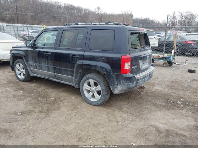 2011 JEEP PATRIOT 1J4NF4GB1BD109009 Photo 2
