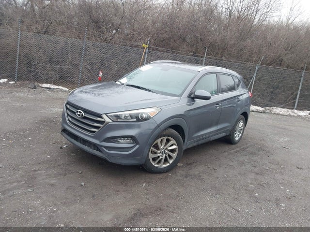 Hyundai TUCSON SE 2016 KM8J3CA44GU139531 Image 2