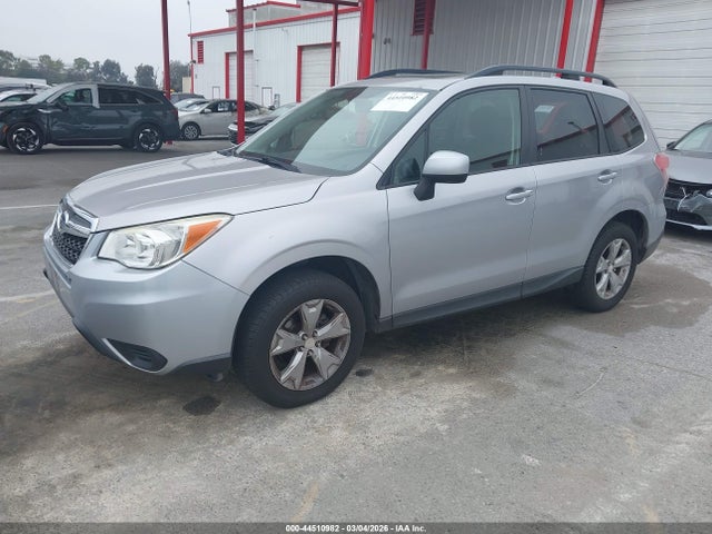 Subaru Forester 2.5i Premium 2016 JF2SJADC7GH412915 Image 2