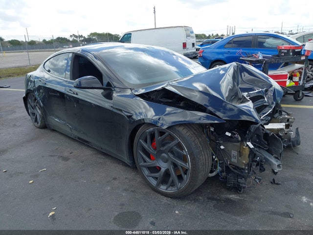 Продажа на аукционе авто 2026 Tesla Model S Plaid, vin: 5YJSA1E64TF555502, номер лота: 44511018