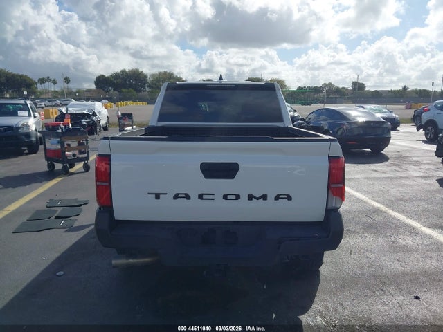 44511040 :رقم المزاد ، 3TYKD5HN3ST029099 vin ، 2025 Toyota Tacoma Sr مزاد بيع