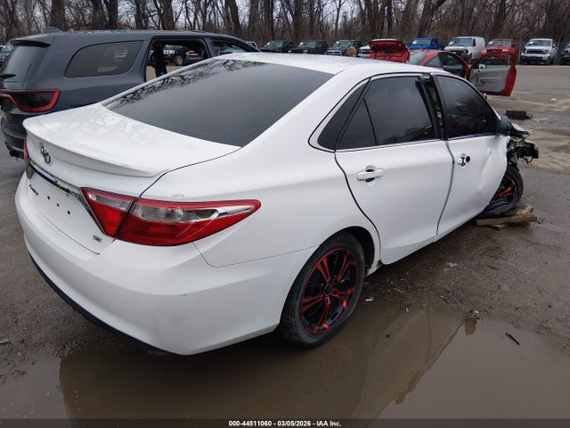 2017 TOYOTA CAMRY 4T1BF1FK4HU438817 Photo 3