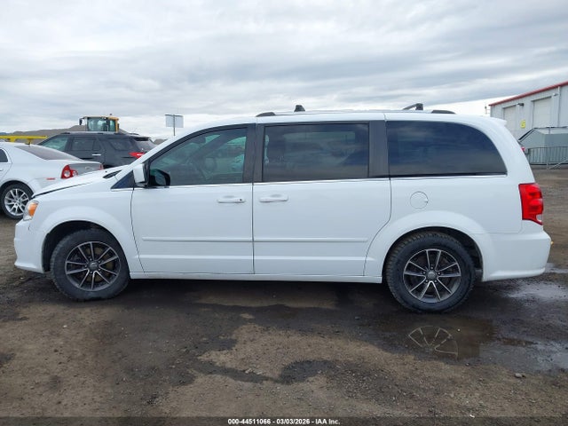 2C4RDGCG9HR574403 Dodge Grand Caravan Sxt