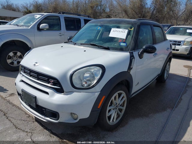 2016 MINI COUNTRYMAN WMWZC5C52GWU20141 Photo 1