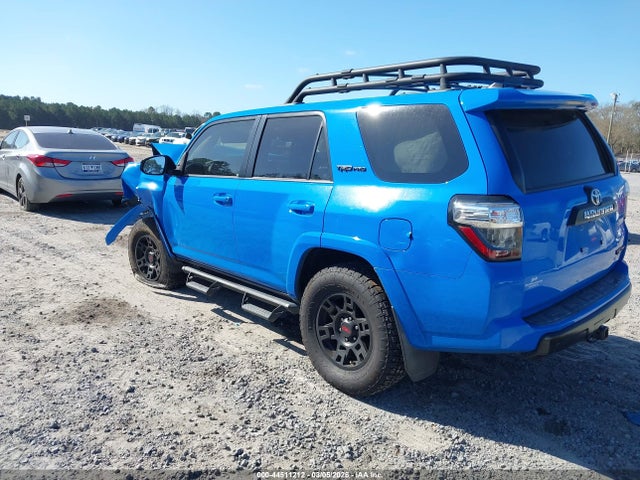 2019 TOYOTA 4RUNNER JTEBU5JR0K5721704 Photo 2