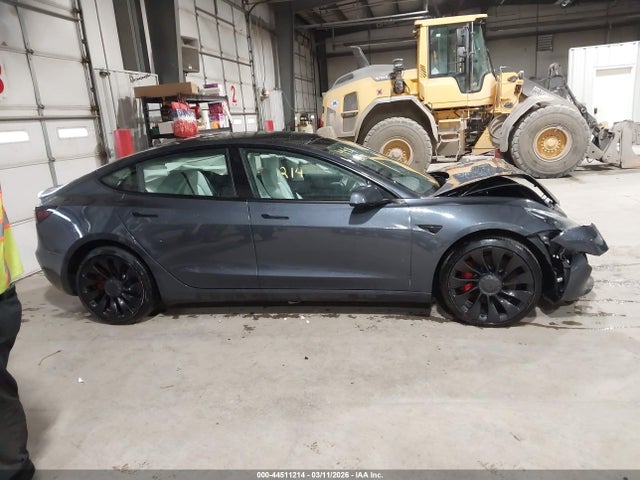 Продаж на аукціоні авто 2023 Tesla Model 3 Performance Dual Motor All-wheel Drive, vin: 5YJ3E1EC5PF462993, номер лоту: 44511214