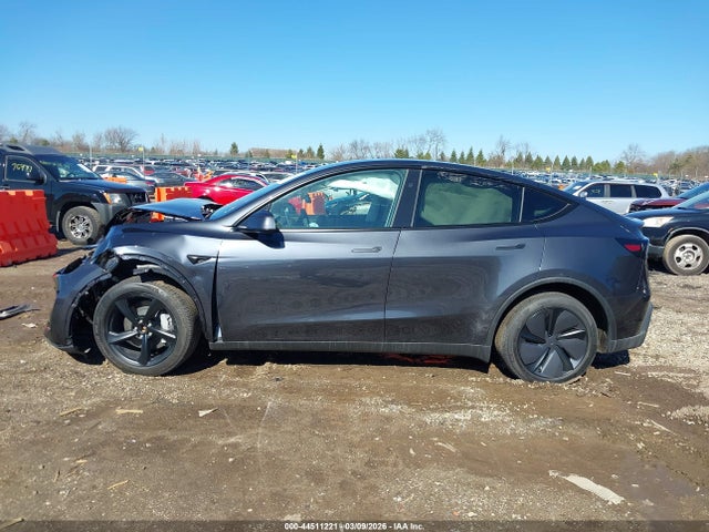 2026 Tesla Model Y Long Range Launch Series/premium All-wheel Drive მანქანა იყიდება აუქციონზე, vin: 7SAYGDEEXTA479009, აუქციონის ნომერი: 44511221