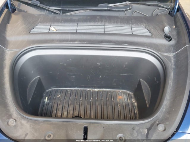 2023 TESLA MODEL Y 7SAYGDEF5PF899259 Photo 9