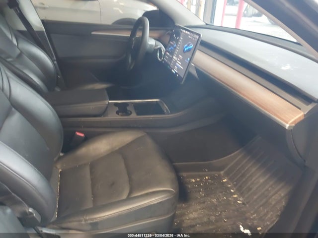 2023 TESLA MODEL Y 7SAYGDEF5PF899259 Photo 4