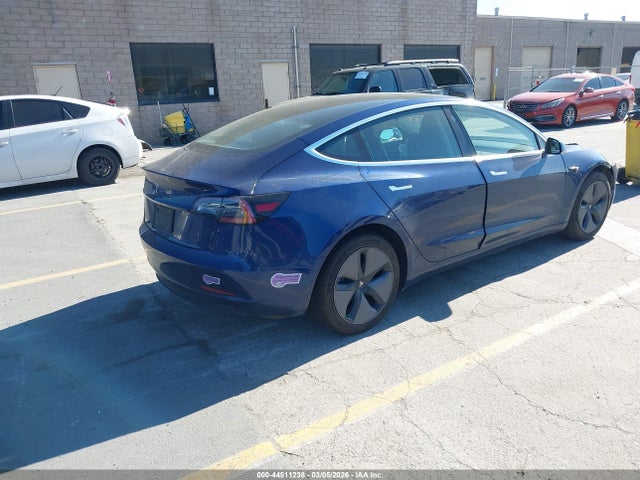 44511238 :رقم المزاد ، 5YJ3E1EA5KF309344 vin ، 2019 Tesla Model 3 Long Range/mid Range/standard Range/standard Range Plus مزاد بيع