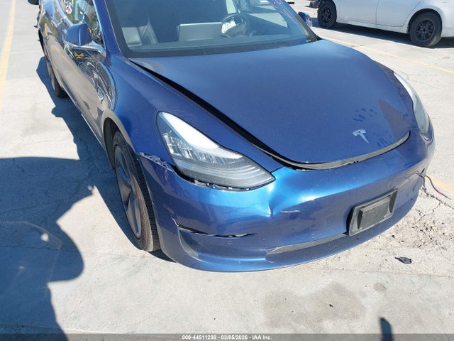 44511238 :رقم المزاد ، 5YJ3E1EA5KF309344 vin ، 2019 Tesla Model 3 Long Range/mid Range/standard Range/standard Range Plus مزاد بيع