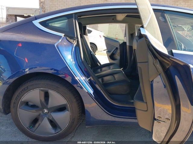 44511238 :رقم المزاد ، 5YJ3E1EA5KF309344 vin ، 2019 Tesla Model 3 Long Range/mid Range/standard Range/standard Range Plus مزاد بيع