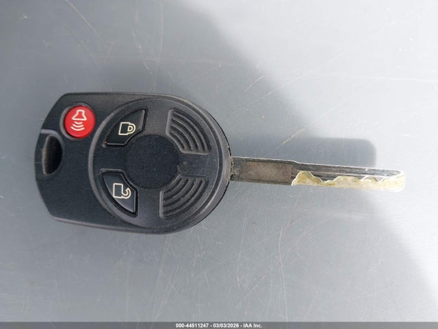 1FMCU9G9XHUE75004 Ford ESCAPE SE