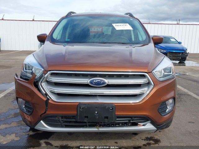 1FMCU9G9XHUE75004 Ford ESCAPE SE