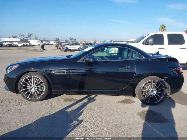 W1KPK3JA1LF172689 Mercedes-Benz Slc 300