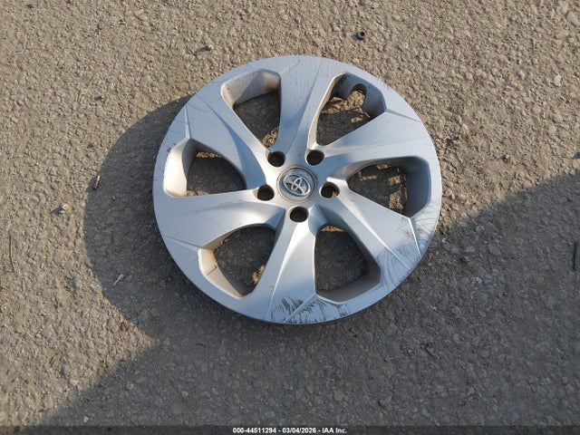 JTMK1RFV4RD118250 Toyota RAV4 LE