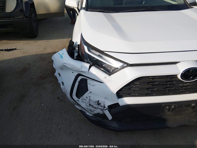 JTMK1RFV4RD118250 Toyota RAV4 LE