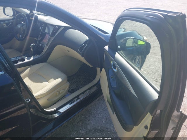 44511336 :رقم المزاد ، JN1BV7APXEM674349 vin ، 2014 Infiniti Q50 Premium مزاد بيع