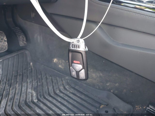 44511352 :رقم المزاد ، WAUFACF53SA001942 vin ، 2025 Audi A5 Sportback Premium Plus 45 Tfsi S Line Quattro S Tronic مزاد بيع