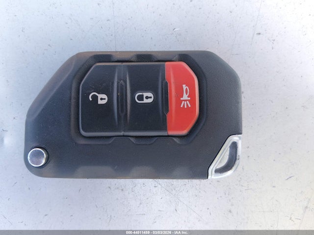 1C4HJXDN5LW181645 Jeep Wrangler Unlimited Sport S 4x4