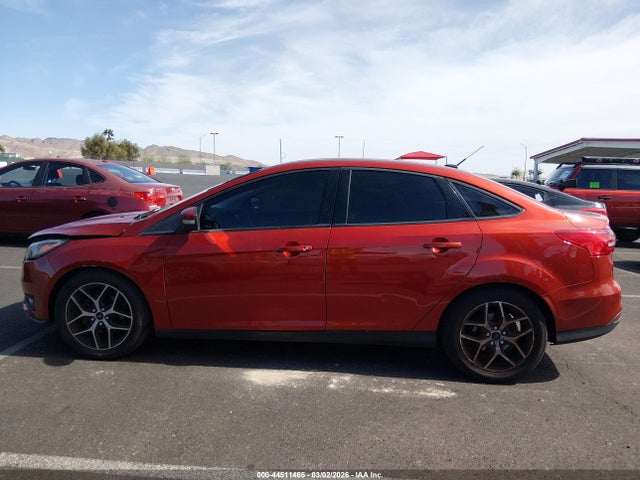 1FADP3H20JL270730 Ford FOCUS SEL