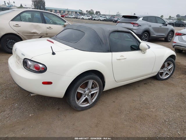 Продаж на аукціоні авто 2006 Mazda Mx-5 Touring, vin: JM1NC25FX60116272, номер лоту: 44511477