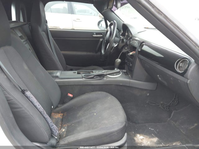 Продаж на аукціоні авто 2006 Mazda Mx-5 Touring, vin: JM1NC25FX60116272, номер лоту: 44511477