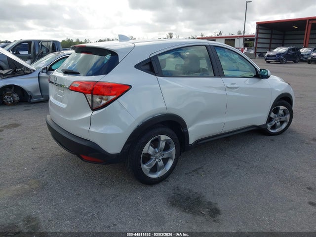44511492 :رقم المزاد ، 3CZRU5H32LM713744 vin ، 2020 Honda Hr-v 2wd Lx مزاد بيع