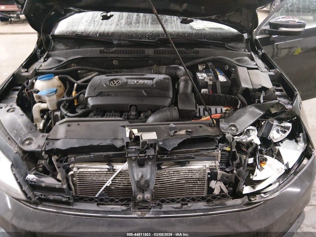 2015 Volkswagen Jetta 1.8t Se მანქანა იყიდება აუქციონზე, vin: 3VWD17AJ3FM287402, აუქციონის ნომერი: 44511503