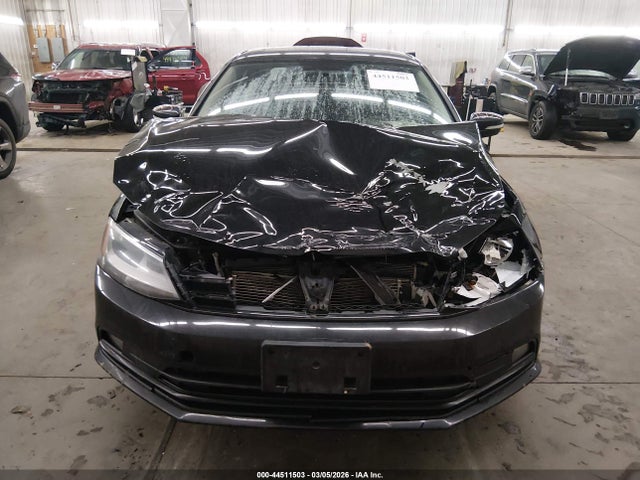 2015 Volkswagen Jetta 1.8t Se მანქანა იყიდება აუქციონზე, vin: 3VWD17AJ3FM287402, აუქციონის ნომერი: 44511503