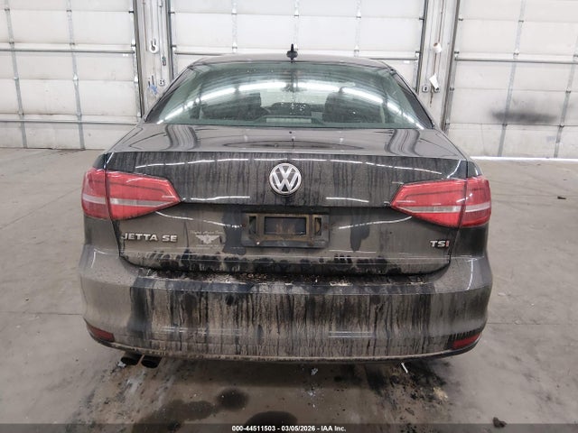 2015 Volkswagen Jetta 1.8t Se მანქანა იყიდება აუქციონზე, vin: 3VWD17AJ3FM287402, აუქციონის ნომერი: 44511503